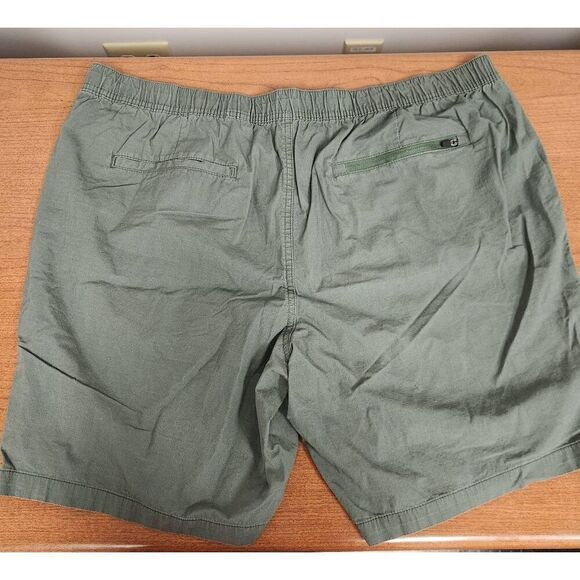 George Men's Green Shorts, Size XL, 40-42 Elastic Waist, Snap and Zip Closure - Picture 4 of 4